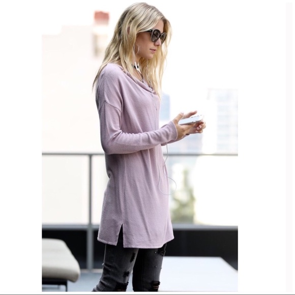 JUST IN!! Flair Neck Tunic - Picture 4 of 5